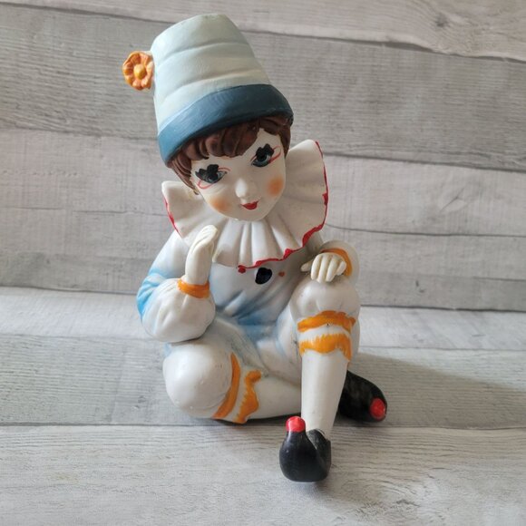 Vintage Ceramic Pierrot Clown Figurine Hand-Painted Sitting Pose 7" Tall - Picture 1 of 8